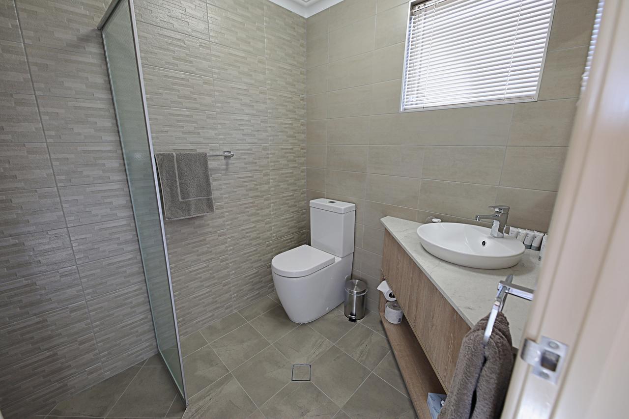 Lakeview Apartments Kununurra Ngoại thất bức ảnh