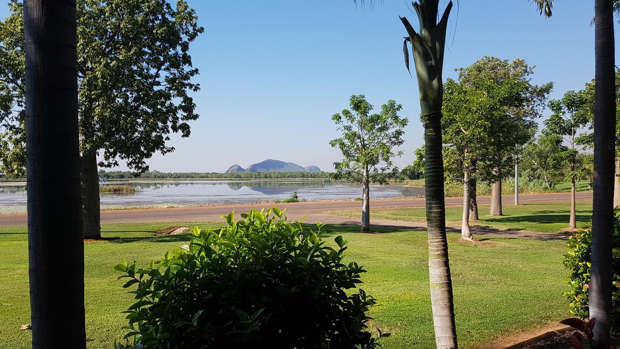 Lakeview Apartments Kununurra Ngoại thất bức ảnh